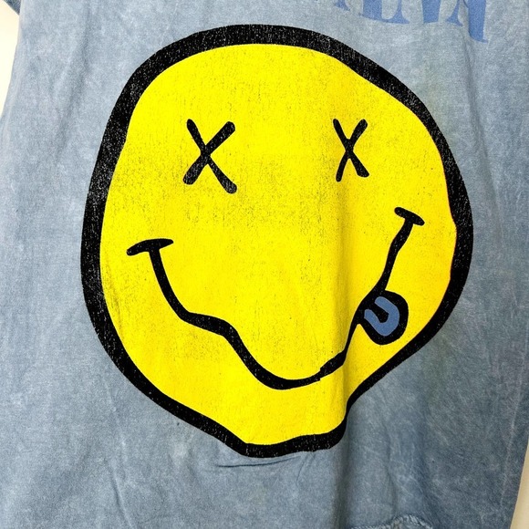 NIRVANA NWOT Unisex Blue Medium T-Shirt Crew Neck Short Sleeve Graphic Print - Picture 3 of 6